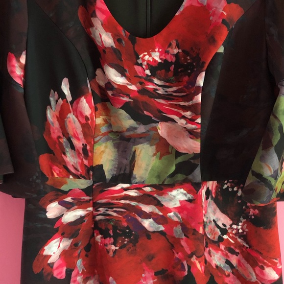 Tarina Turk Floral Dress – Elegant & Classy | Size 6 | New - Picture 7 of 7